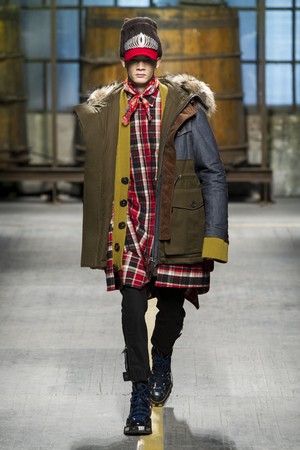 21_DSquared2_original_dsq_mln_aw17_063.jpg