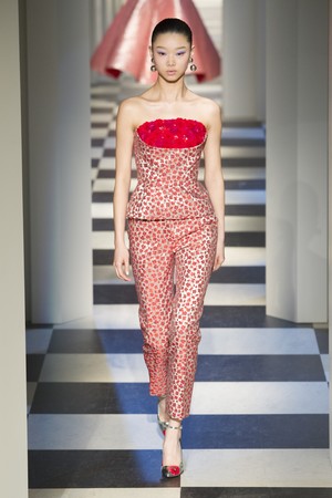 11_Oscar_de_la_Renta_original_osc_ny_aw17_032.jpg
