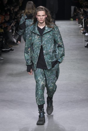 22_Y-3_original_oto_prs_aw17_064.jpg