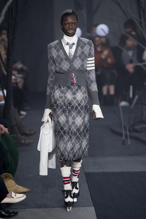 10_Thom_Browne_original_tbw_ny_aw17_029.jpg
