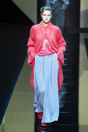 26_Giorgio_Armani_original_arm_mln_aw17_078.jpg