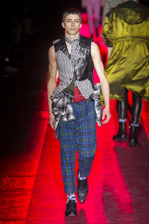 20_Haider_Ackermann_original_ack_prs_aw17_060.jpg
