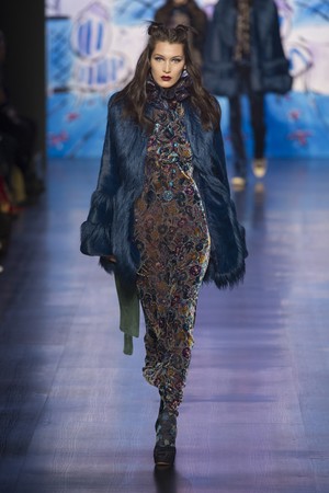 04_Anna_Sui_original_sui_ny_aw17_010.jpg