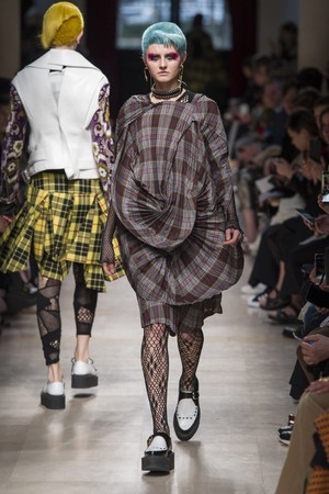 34_Junya_Watanabe_original_wat_aw17_100.jpg