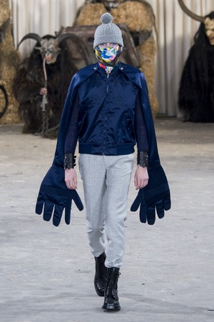07_Walter_Van_Beirendonck_original_nck_prs_aw17_013.jpg