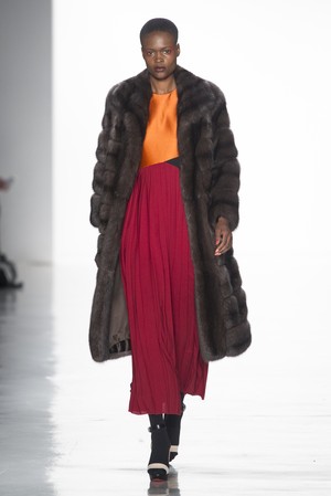 08_Bibhu_Mohapatra_original_bib_ny_aw17_015.jpg