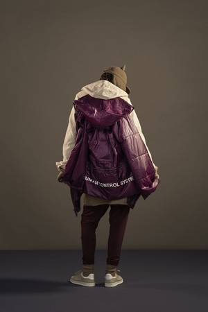 08_Undercover_original_und_aw17_008.jpg