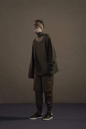 19_Undercover_original_und_aw17_019.jpg