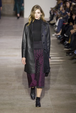 12_Agnes_B_original_agb_prs_aw17_023.jpg