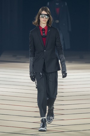 03_Dior_Homme_original_dioh_aw17_008.jpg