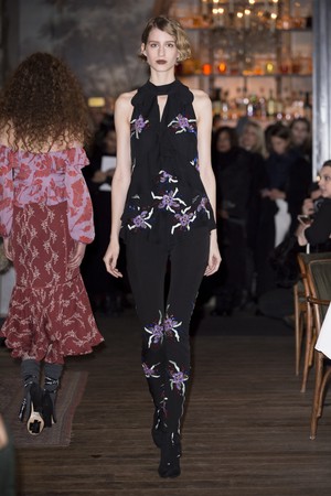 23_Cinq_à_Sept_original_cas_ny_aw17_045.jpg