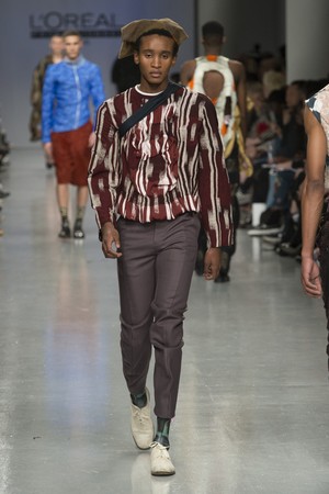 110_Central_Saint_Martins_original_ccsm_ldn_aw17_219.jpg