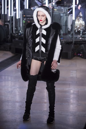 20_Philipp_Plein_original_ppl_ny_aw17_039.jpg
