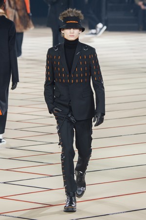 38_Dior_Homme_original_dioh_aw17_113.jpg