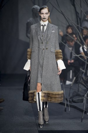 01_Thom_Browne_original_tbw_ny_aw17_001.jpg
