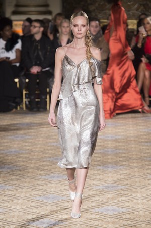 35_Christian_Siriano_original_sno_ny_aw17_069.jpg