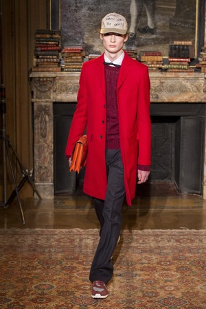 29_Valentino_original_val_prs_aw17_085.jpg