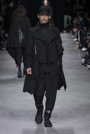 05_Y-3_original_oto_prs_aw17_014.jpg