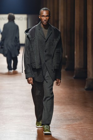 11_Sansovino_6_original_ssv_aw17_022.jpg