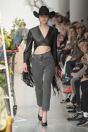 23_Ashley_Williams_original_aws_ldn_aw17045.jpg