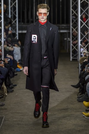 04_Icosae_original_ico_prs_aw17_008.jpg