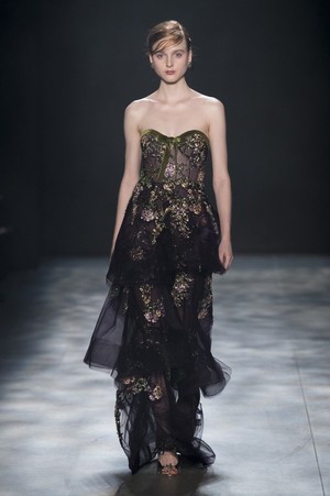 03_Marchesa_original_mhs_ny_aw17_008.jpg