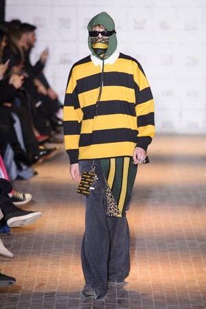 01_Palm_Angels_original_pag_mln_aw17_001.jpg