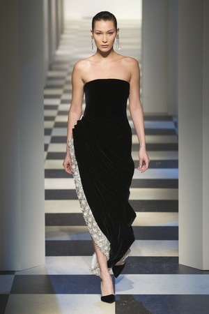 49_Oscar_de_la_Renta_original_osc_ny_aw17_146.jpg