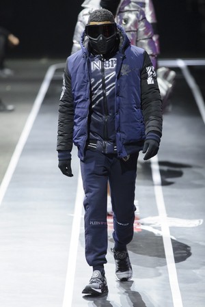 31_Plein_Sport_original_ppls_mln_aw17_064.jpg