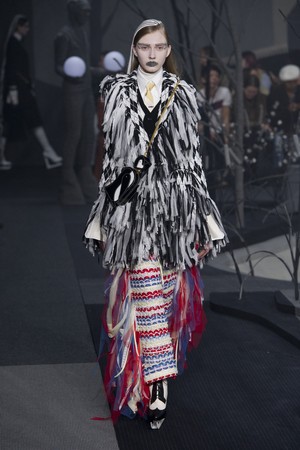 34_Thom_Browne_original_tbw_ny_aw17_101.jpg