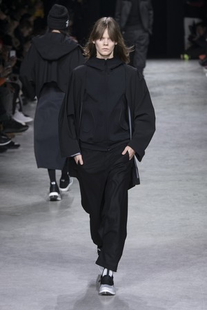 48_Y-3_original_oto_prs_aw17_140.jpg
