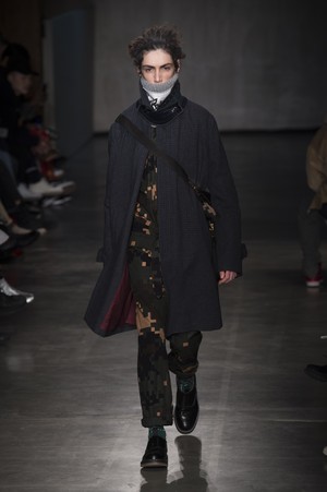 44_Sacai_original_sac_aw17_087.jpg