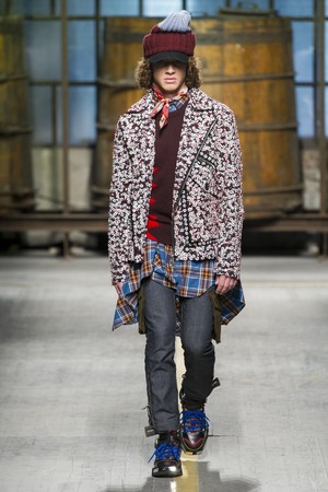 09_DSquared2_original_dsq_mln_aw17_027.jpg