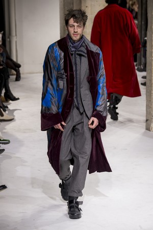 19_Yohji_Yamamoto_original_yam_prs_aw17_055.jpg