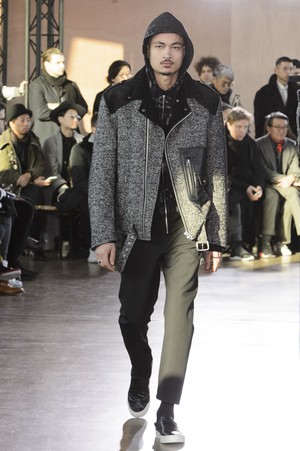 42_Junya_Watanabe_original_wat_aw17_124.jpg