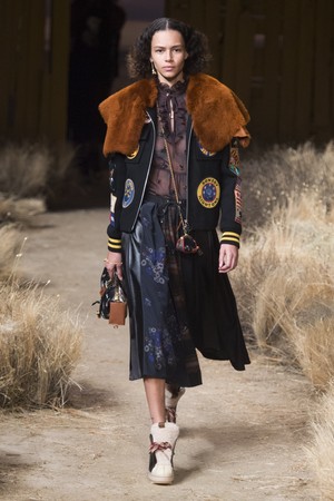 15_Coach_original_coa_ny_aw17_030.jpg
