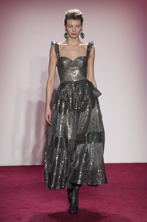 32_Naeem_Khan_original_nkh_ny_aw17_063.jpg