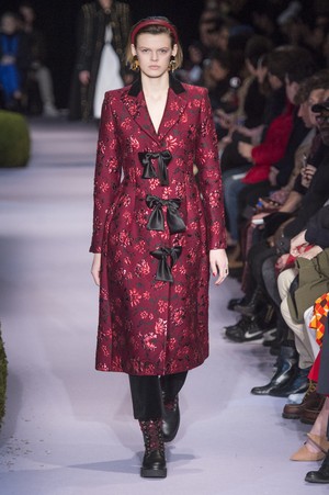 23_Altuzarra_original_alz_ny_aw17_068.jpg