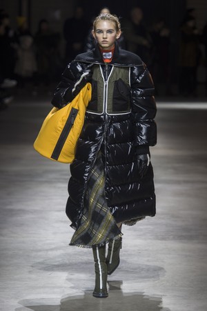 69_Kenzo_original_knz_prs_aw17_206.jpg