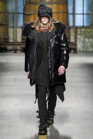 40_DSquared2_original_dsq_mln_aw17_120.jpg