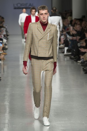 036_Central_Saint_Martins_original_ccsm_ldn_aw17_071.jpg