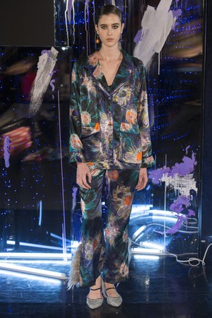 08_Yuna_Yang_original_yuna_ny_aw17_15.jpg