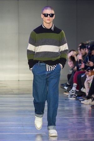 12_Ami_Alexandre_Mattiussi_original_ami_aw17_023.jpg