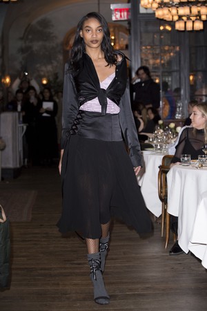 21_Cinq_à_Sept_original_cas_ny_aw17_041.jpg