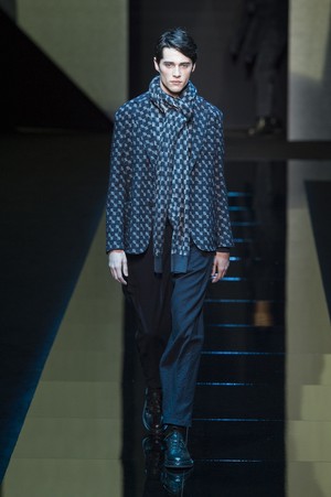 13_Giorgio_Armani_original_arm_mln_aw17_039.jpg