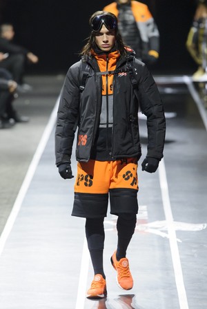 40_Plein_Sport_original_ppls_mln_aw17_082.jpg