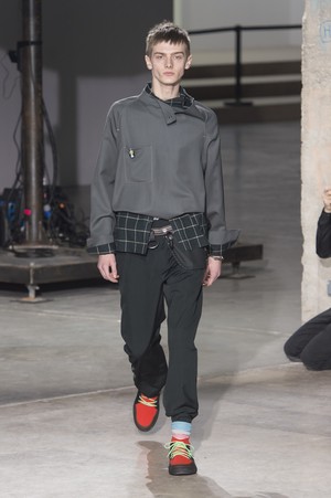 31_Lanvin_original_lvn_prs_aw17_091.jpg