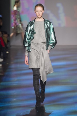 07_Vivienne_Tam_original_tam_ny_aw17_020.jpg