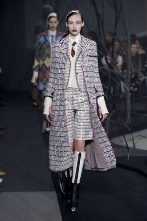 23_Thom_Browne_original_tbw_ny_aw17_069.jpg