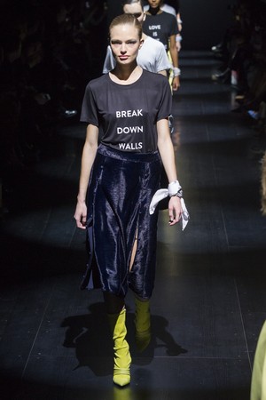 51_Prabal_Gurung_original_pgg_ny_aw17_125.jpg